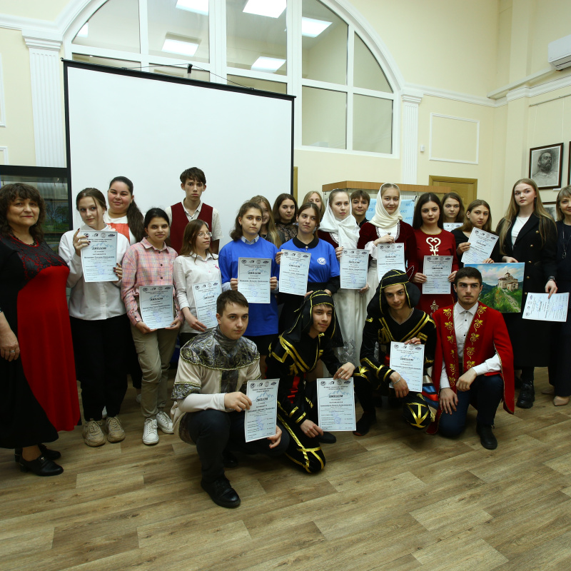 Победители и призеры Конкурса творческих проектов "Чудеса Кавказа" Победители и призеры Конкурса творческих проектов "Чудеса Кавказа"