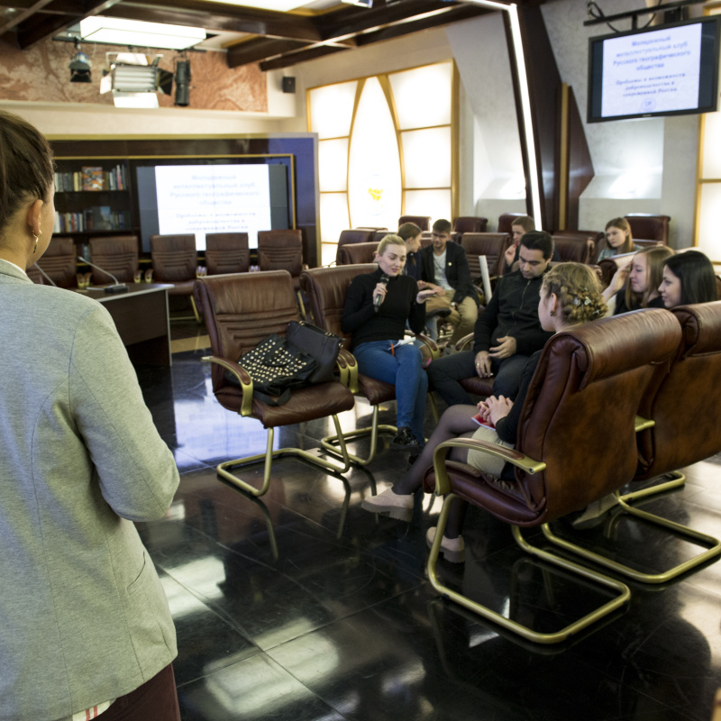 Участники задают вопросы эксперту Участники задают вопросы эксперту