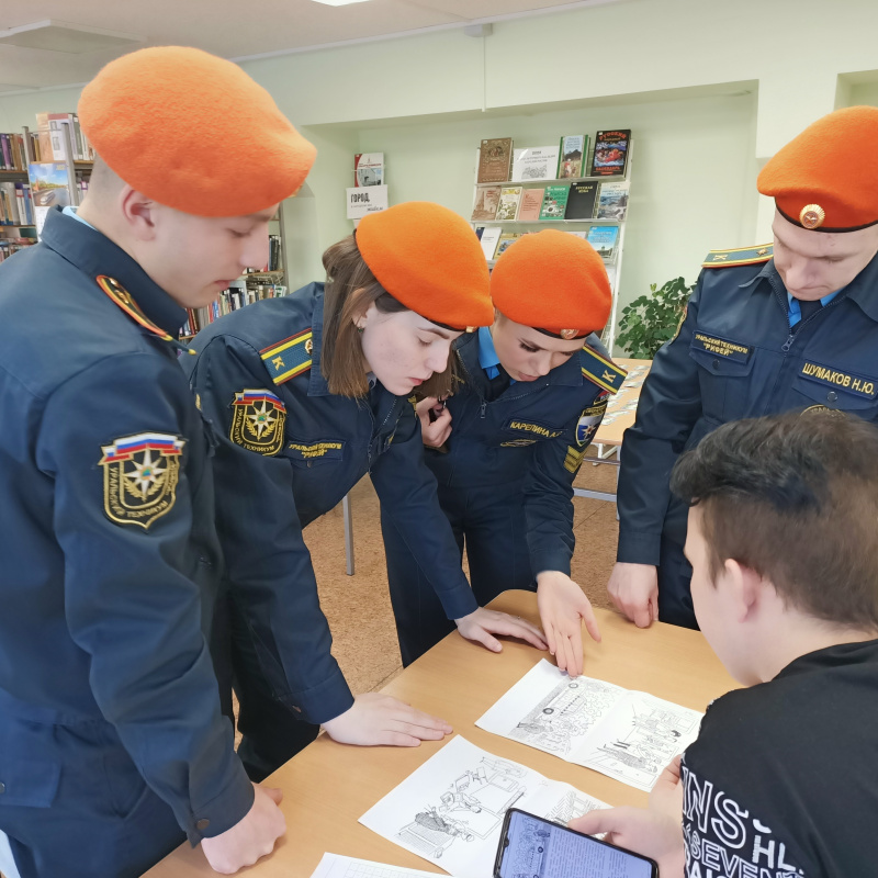 Курсанты Уральского техникума "Рифей" на этапе