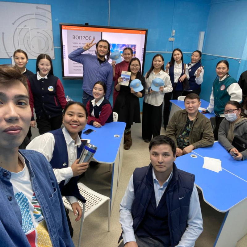 Общее фото мастер-класс для молодых учителей Горного района (Якутия) Общее фото мастер-класс для молодых учителей Горного района (Якутия)