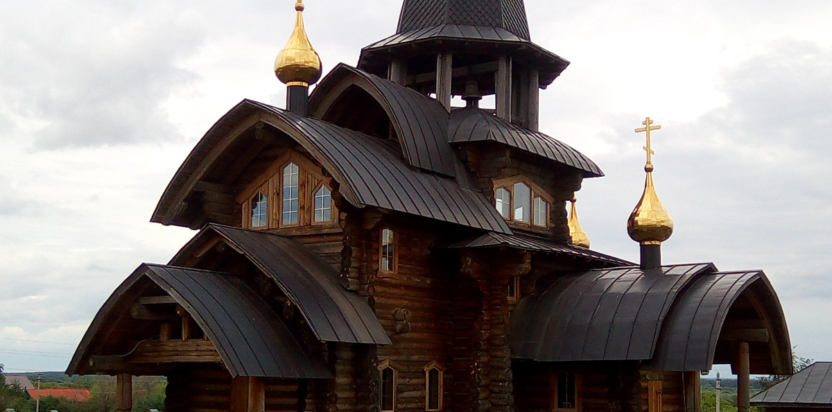 Храм Преображения Господня в Паревке