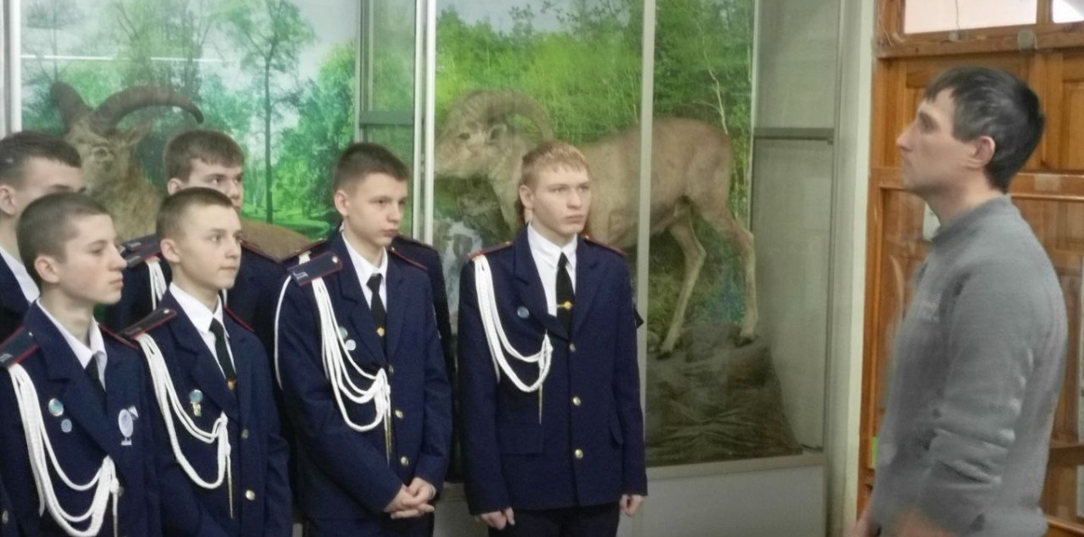 В зоологическом музее ЛГПУ