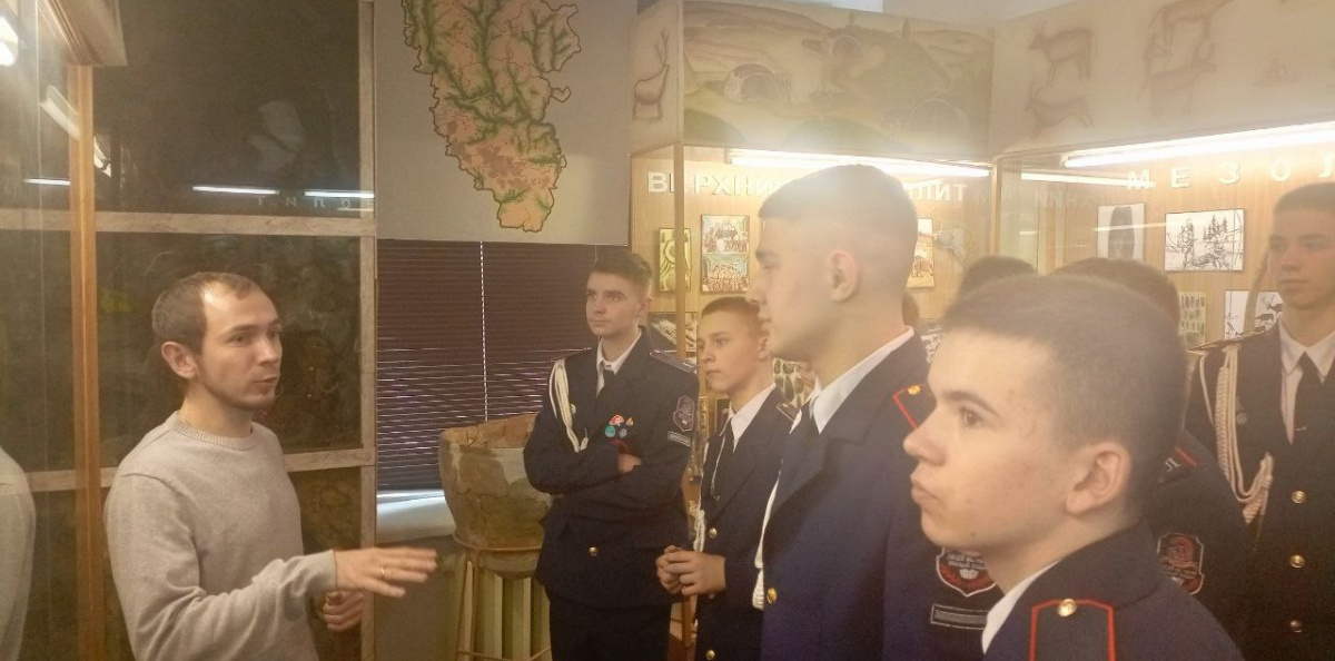 В археологическом музее ЛГПУ