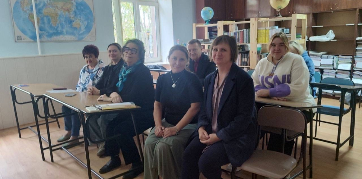 Преподаватели экономического факультета ДонГУ также с удовольствием принимали участие в викторине Преподаватели экономического факультета ДонГУ также с удовольствием принимали участие в викторине