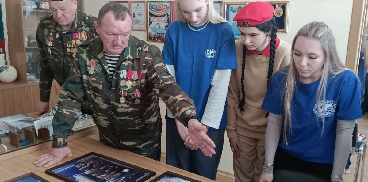 Встреча активистов МК РГО "Салют" с ветеранами боевых действий в Афганистане Встреча активистов МК РГО "Салют" с ветеранами боевых действий в Афганистане