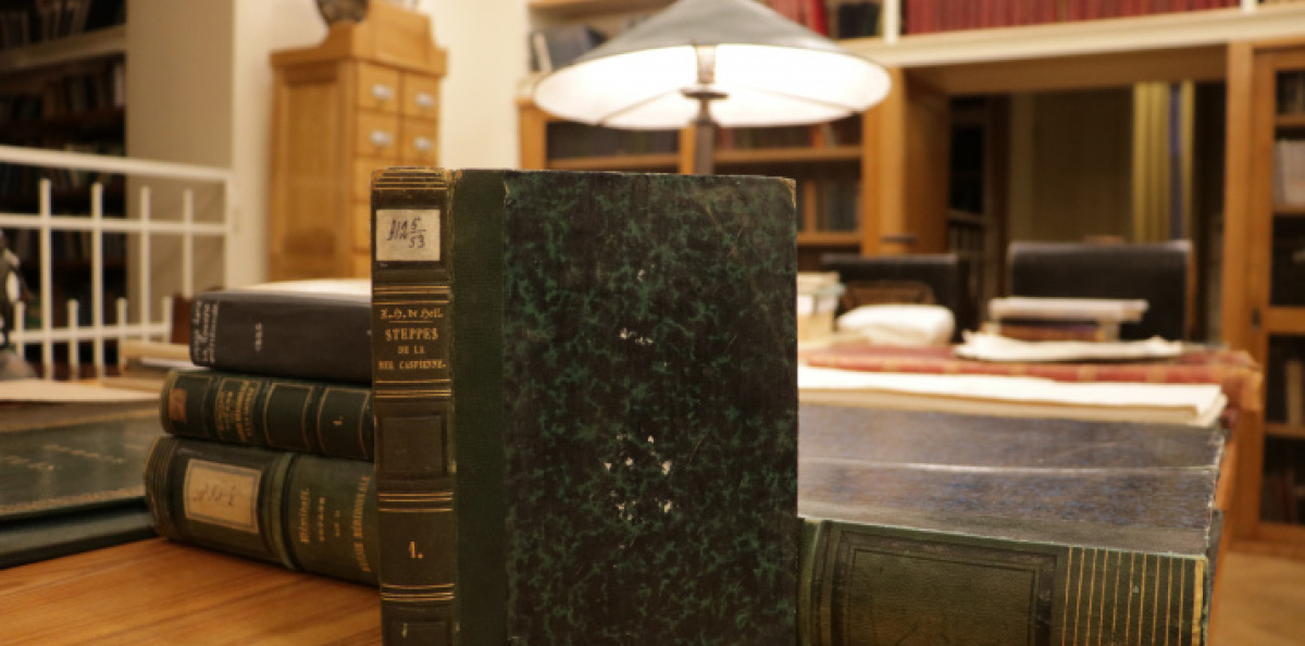 X.-H. Hell. Les steppes de la mer Caspienne, le Caucase, la Crimée et la Russie méridionale : voyage pittoresque, historique et scientifiquel. Paris, 1843 – 1845/ X.-H. Hell. Les steppes de la mer Caspienne, le Caucase, la Crimée et la Russie méridionale : voyage pittoresque, historique et scientifiquel. Paris, 1843 – 1845/