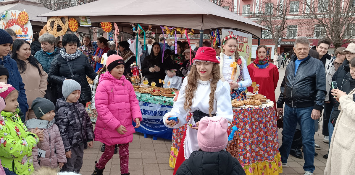 Команда МК РГО "Салют" на фестивале "Блинок", посвященном празднованию Масленицы