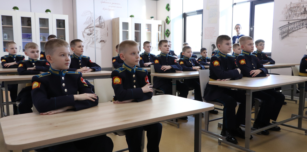 Виртуальная экскурсия в Центральный военно-морской музей имени Императора Петра Великого