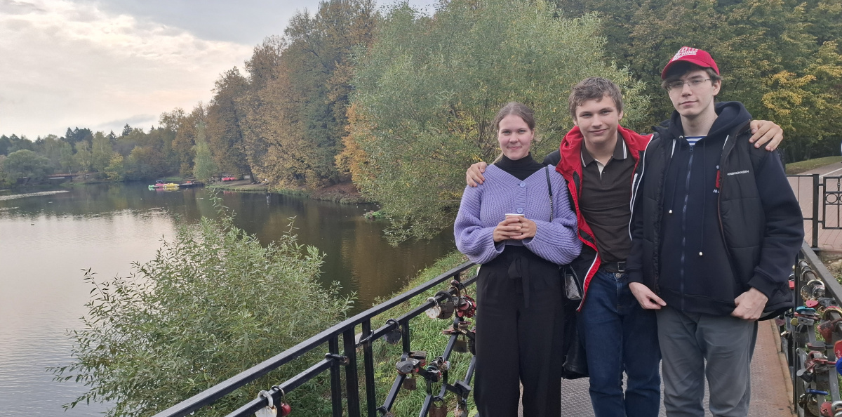 Активисты одной из групп в парке "Скитские пруды"
