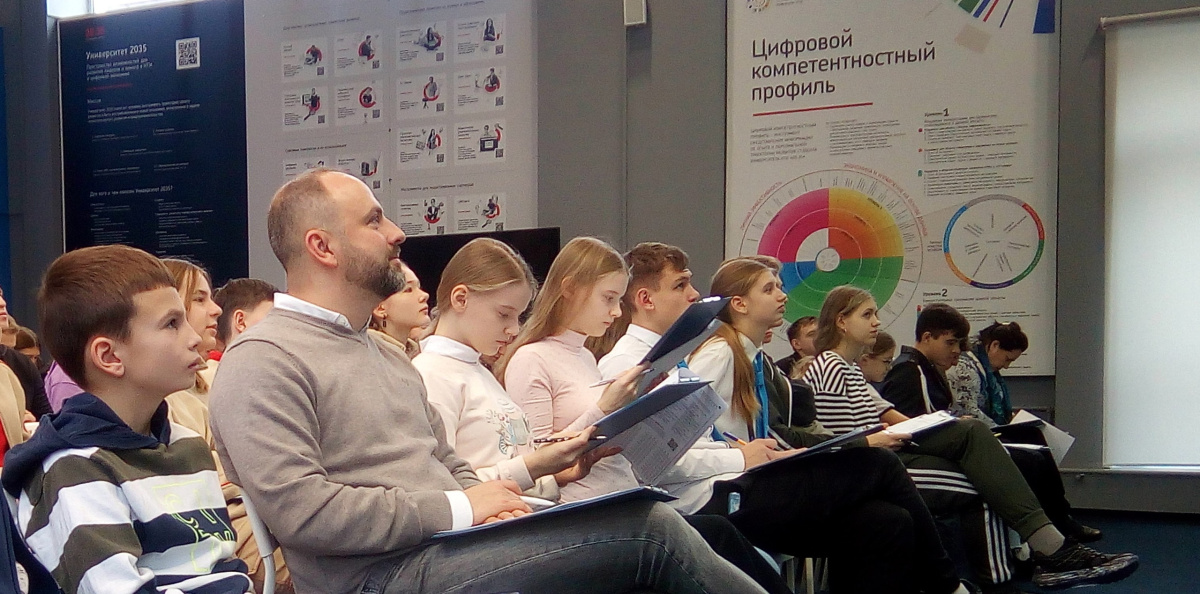 Самый младший участник диктанта - шестиклассник Игорь Дорожкин Самый младший участник диктанта - шестиклассник Игорь Дорожкин