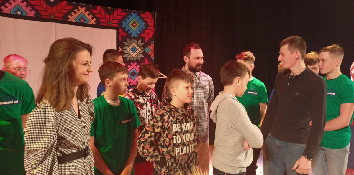 Встреча активистов Молодежного клуба "Очарованный странник" РГО с актерами Арт-чердака "Мамин театр" Встреча активистов Молодежного клуба "Очарованный странник" РГО с актерами Арт-чердака "Мамин театр"