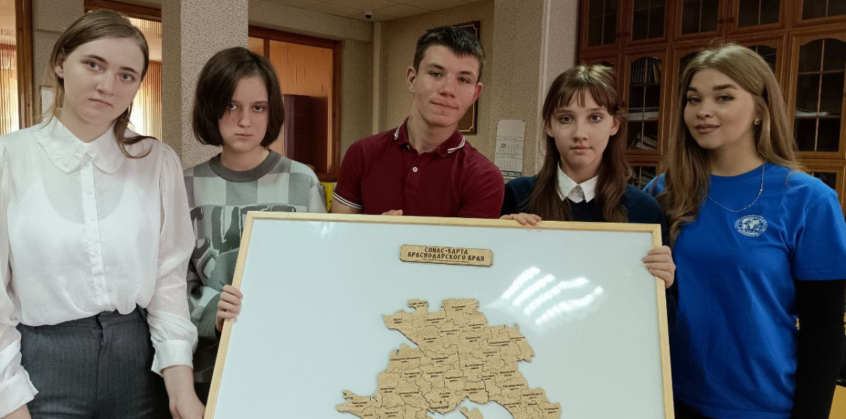 Чемпионат по скоростному сбору спилс-карт организован МК РГО "Салют" в Армавирском юридическом техникуме