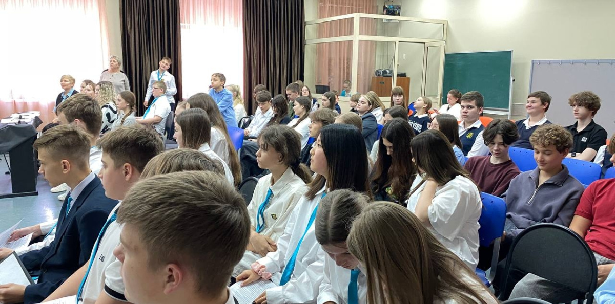 Слушатели научного вечера