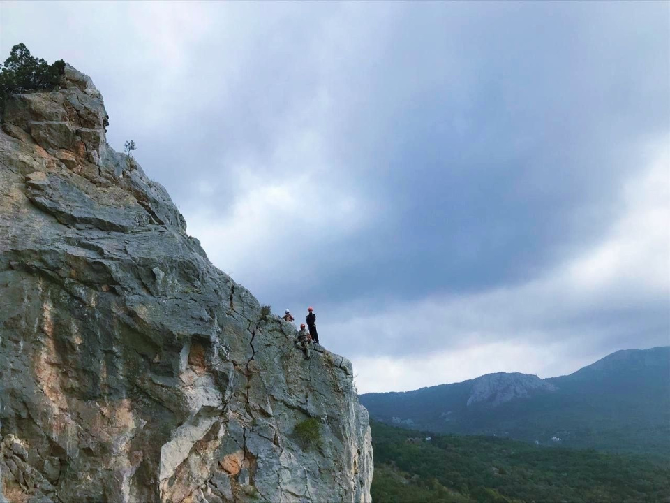 СКАЛЬНОЕ ПУТЕШЕСТВИЕ БАТИЛИМАН - ЛАСПИНСКИЙ ПЕРЕВАЛ.