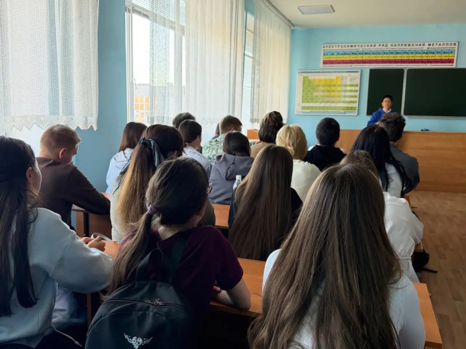 Встреча со студентами в аудитории БФ УУНиТ