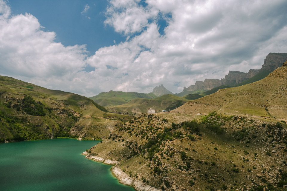 Ислам Шогенов