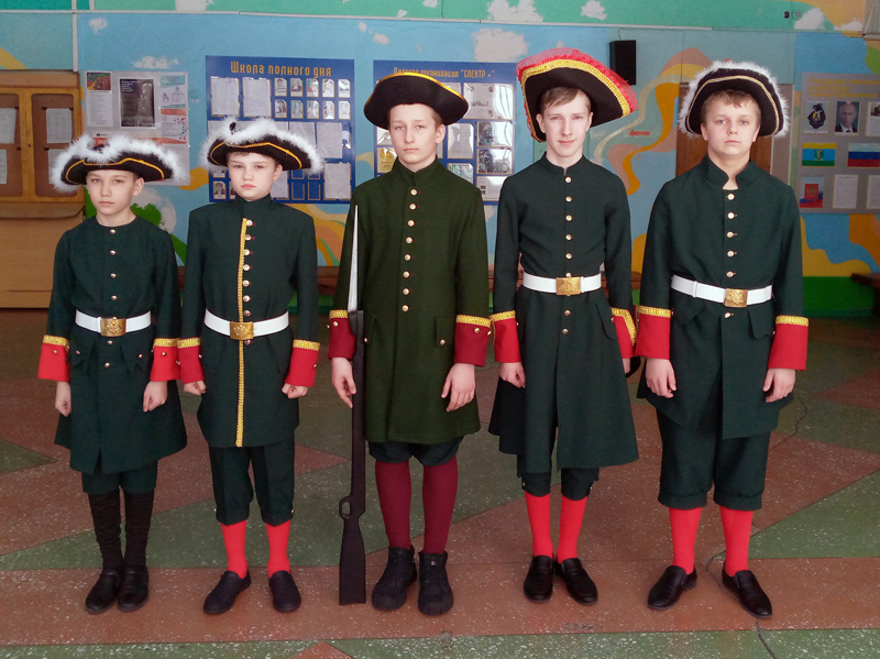 Солдаты потешных полков из 6 кадетского класса Солдаты потешных полков из 6 кадетского класса