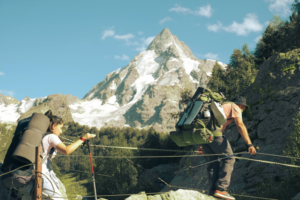 Ислам Шогенов