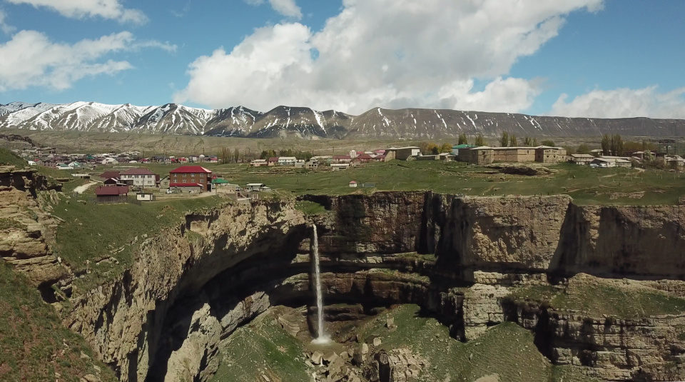 Руслан Алимов. Водопад Тобот с высоты птичьего полета