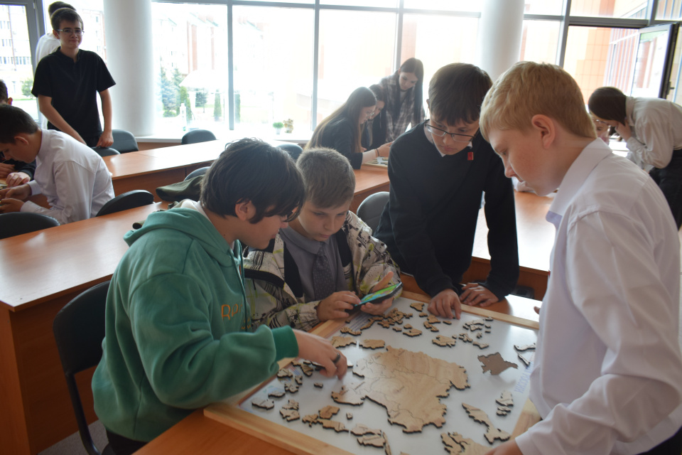 Молодежный клуб - на Дне детских организаций 2025