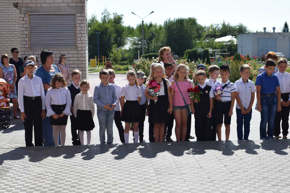 Митинг памяти Подгоренский лицей