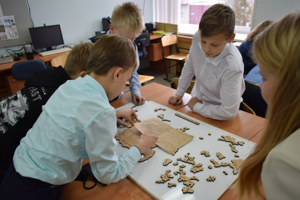 "Изучая-познаем"