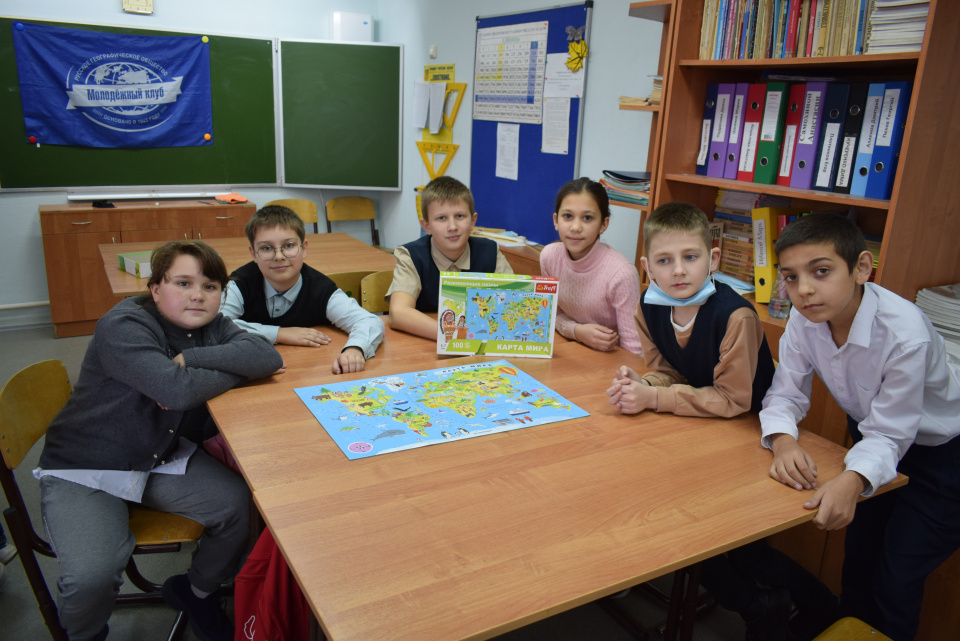 "Изучая-познаем"