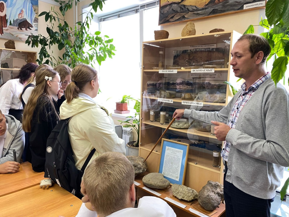 Рассказывает Алексей Андреевич