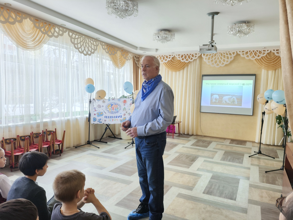 На фотографии Владимир Силин На фотографии Владимир Силин