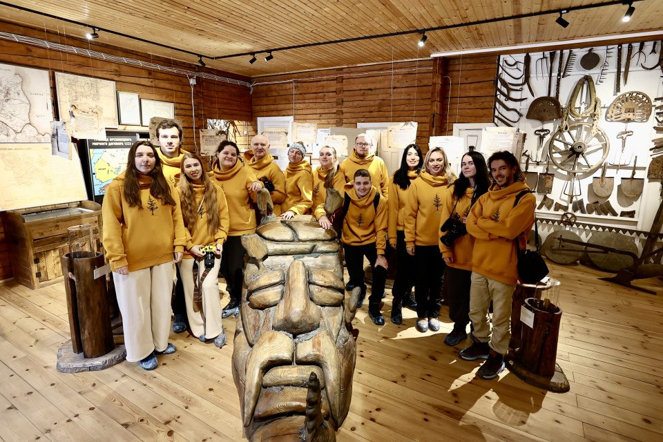 Алексей Щелконогов 