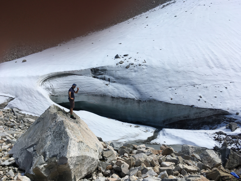 Провал в леднике
