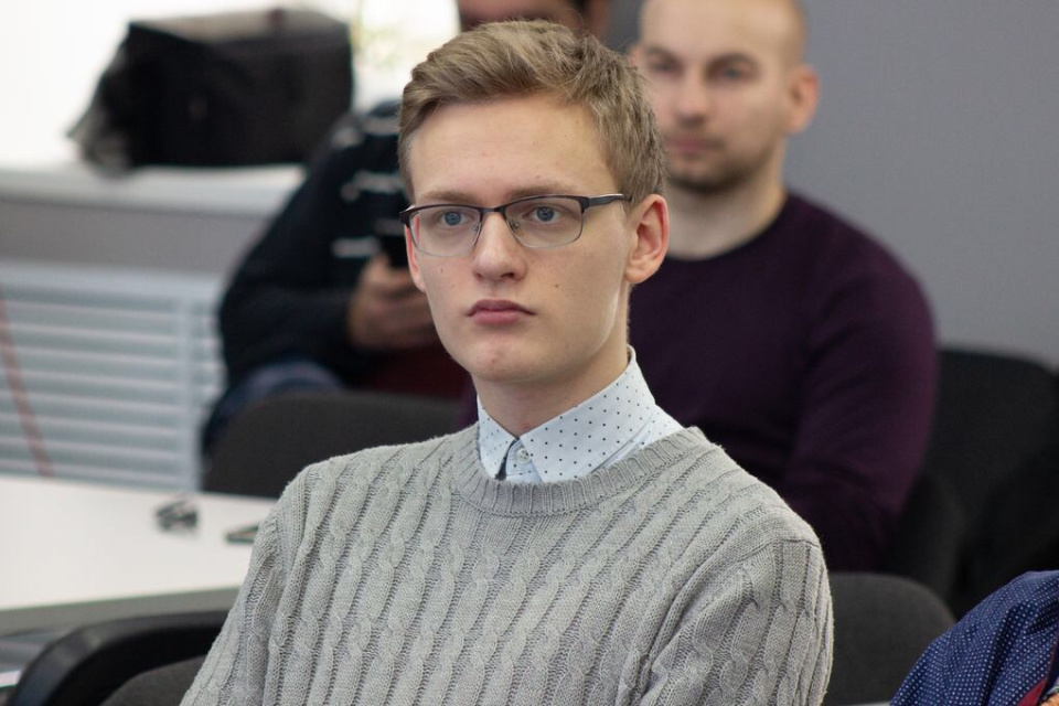 мбу молодежный центр