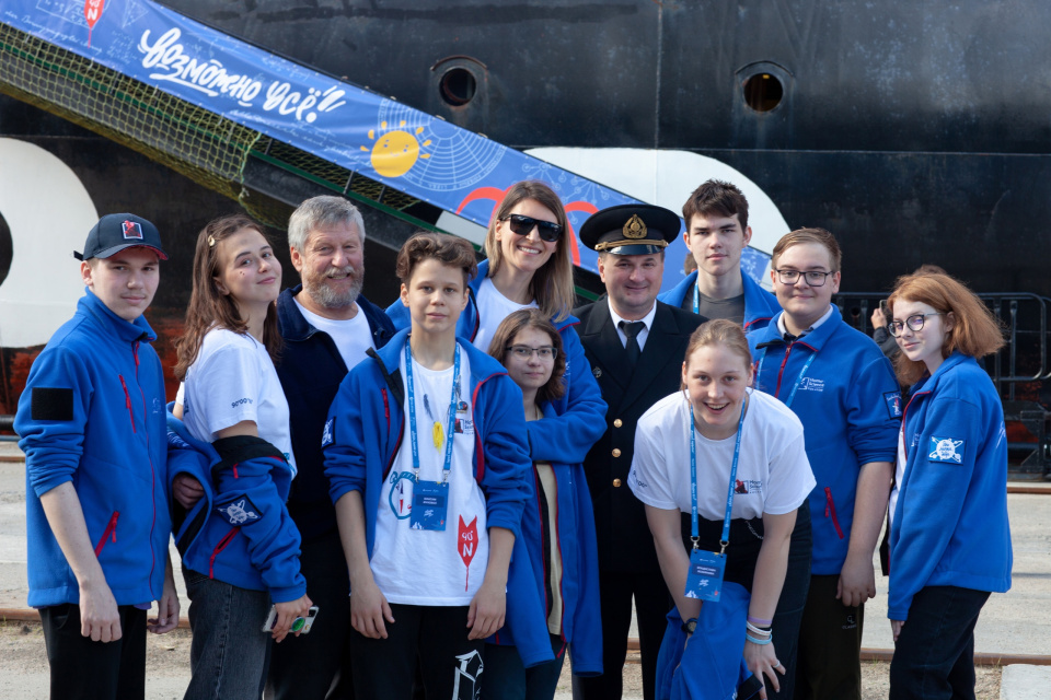 Команда участников экспедиции «Ледокол знаний» в 2022 году