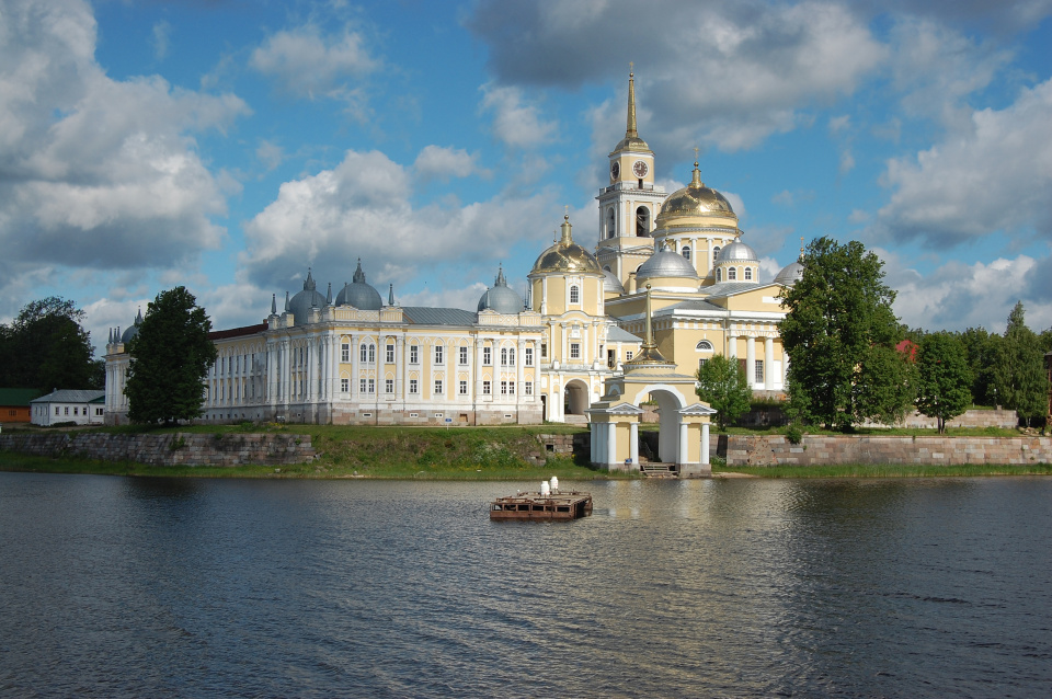 Руководитель фотопроекта «Красота земли Тверской» Каплицкая Л.А.
