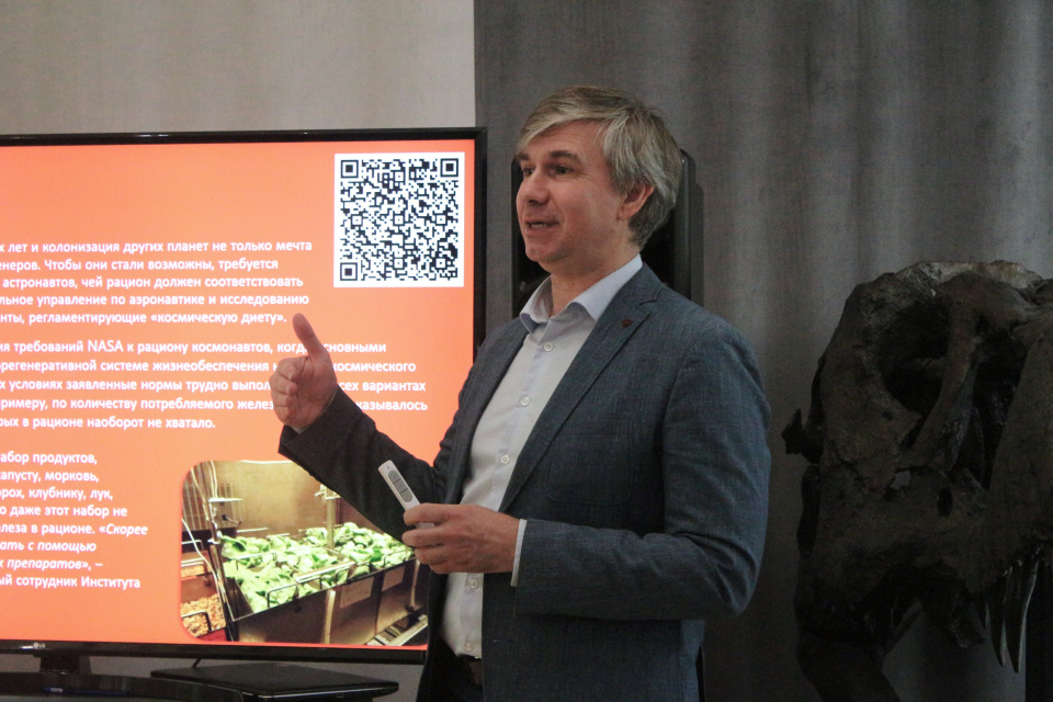 Алена Гусарова