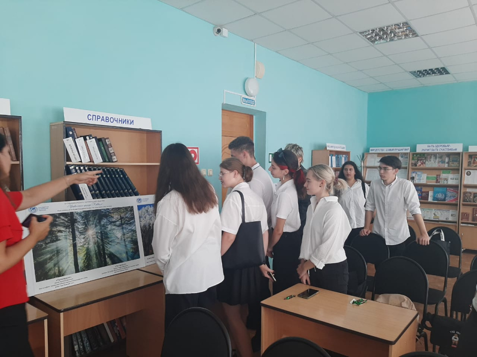 Экскурсия по фотовыставке