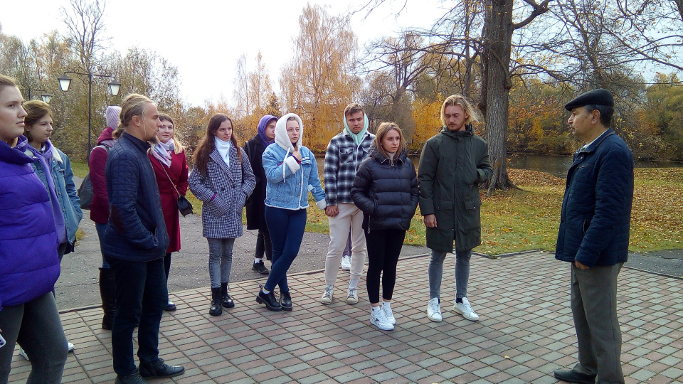 В усадьбе Владимира Вернадского