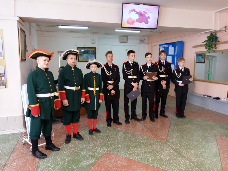 Солдаты Потешных полков и кадеты