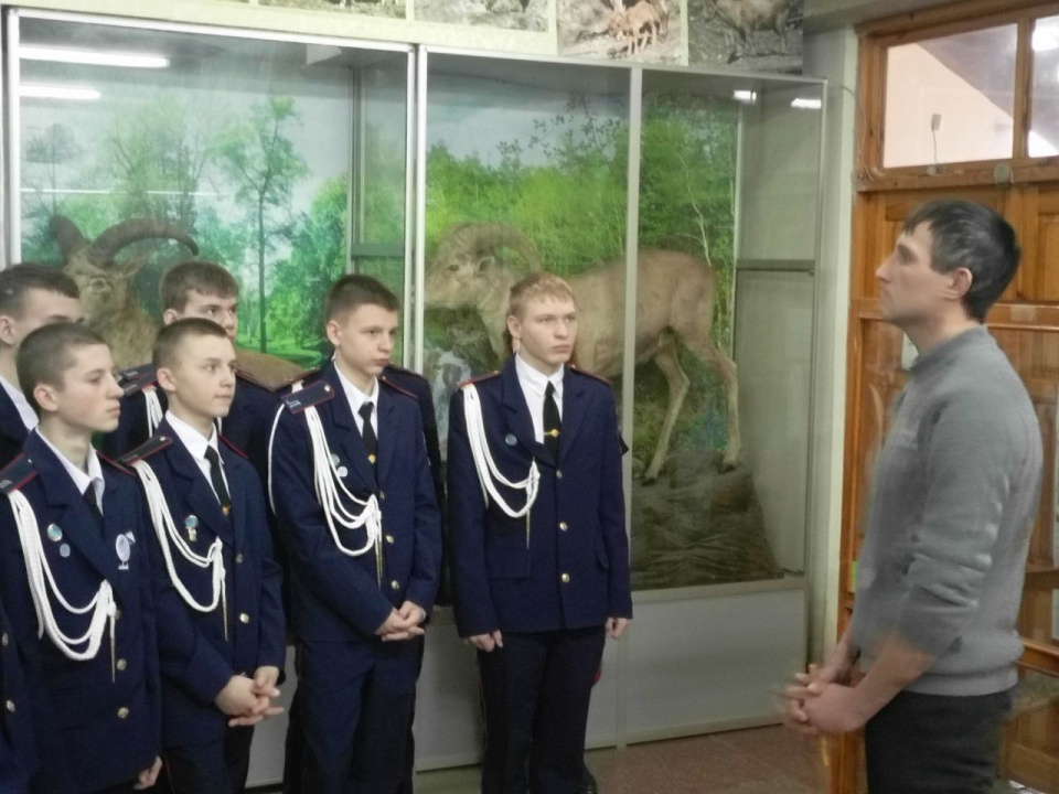 Лицеисты Луганска в зоологическом музее ЛГПУ
