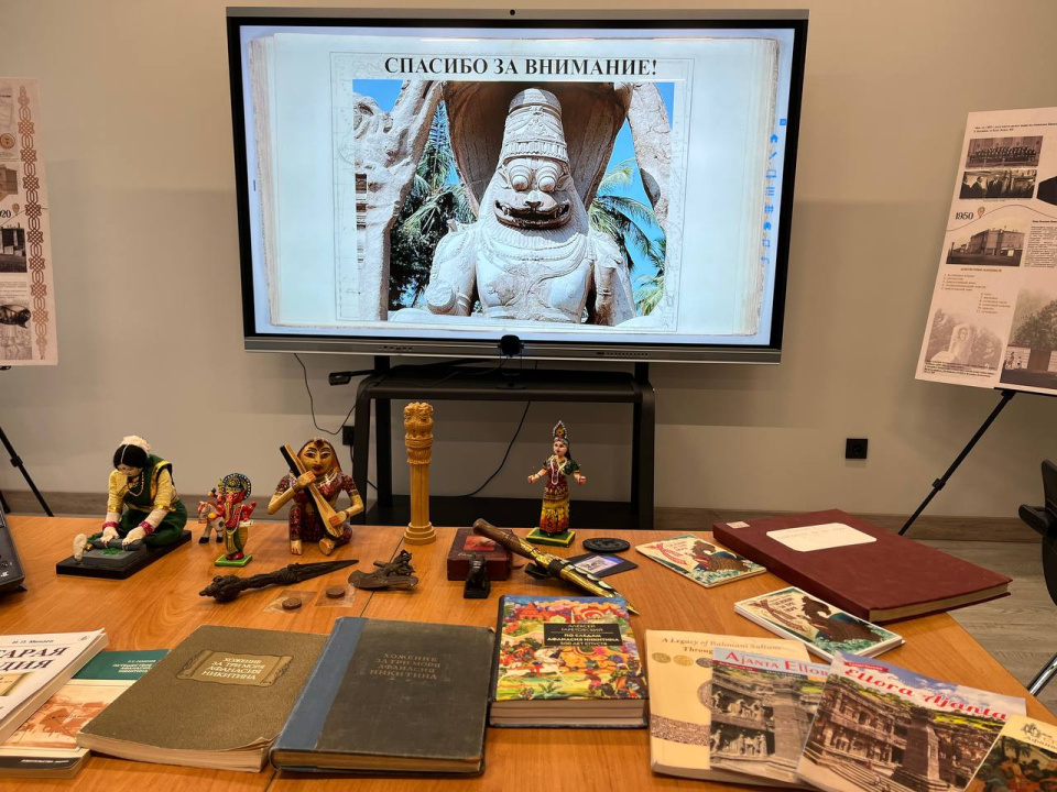 Александр Бондарь