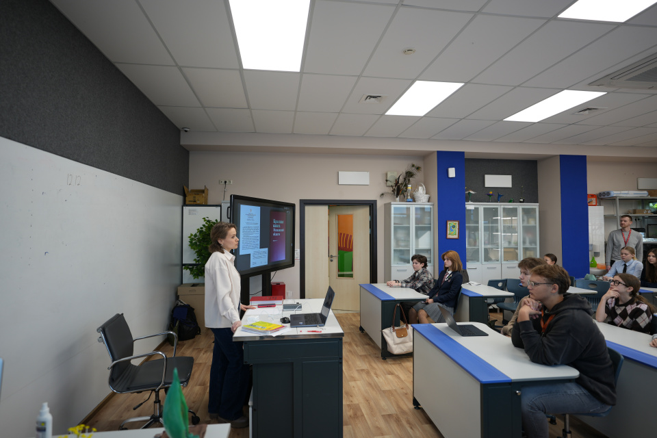 Анна Усатая 