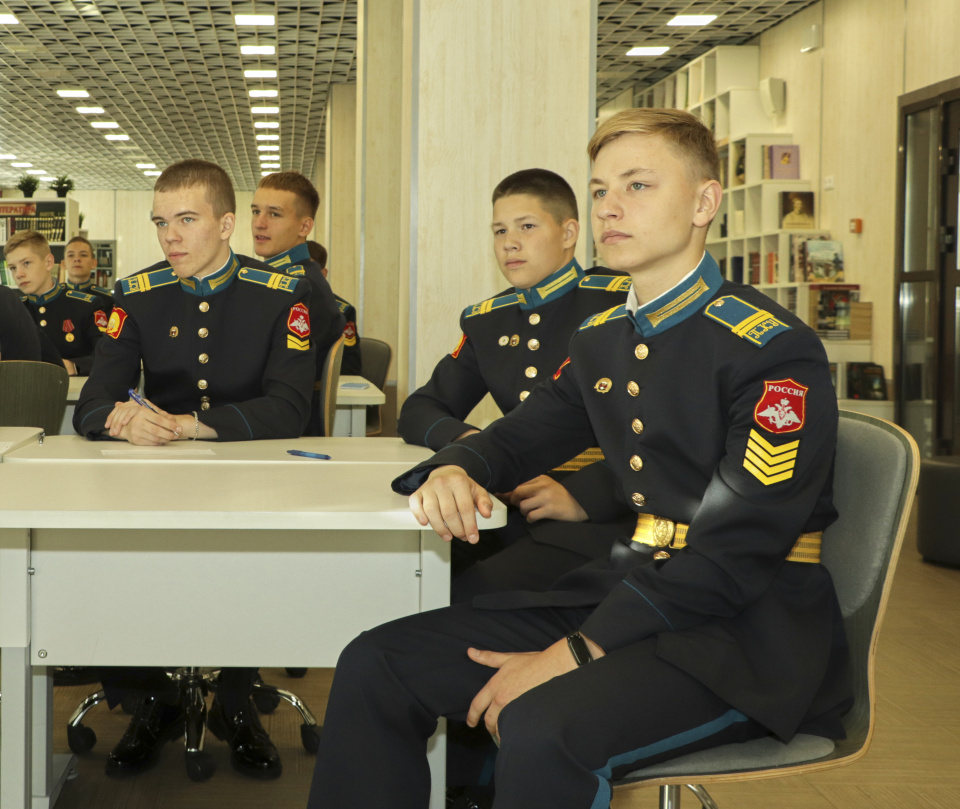 Сборные команды участников