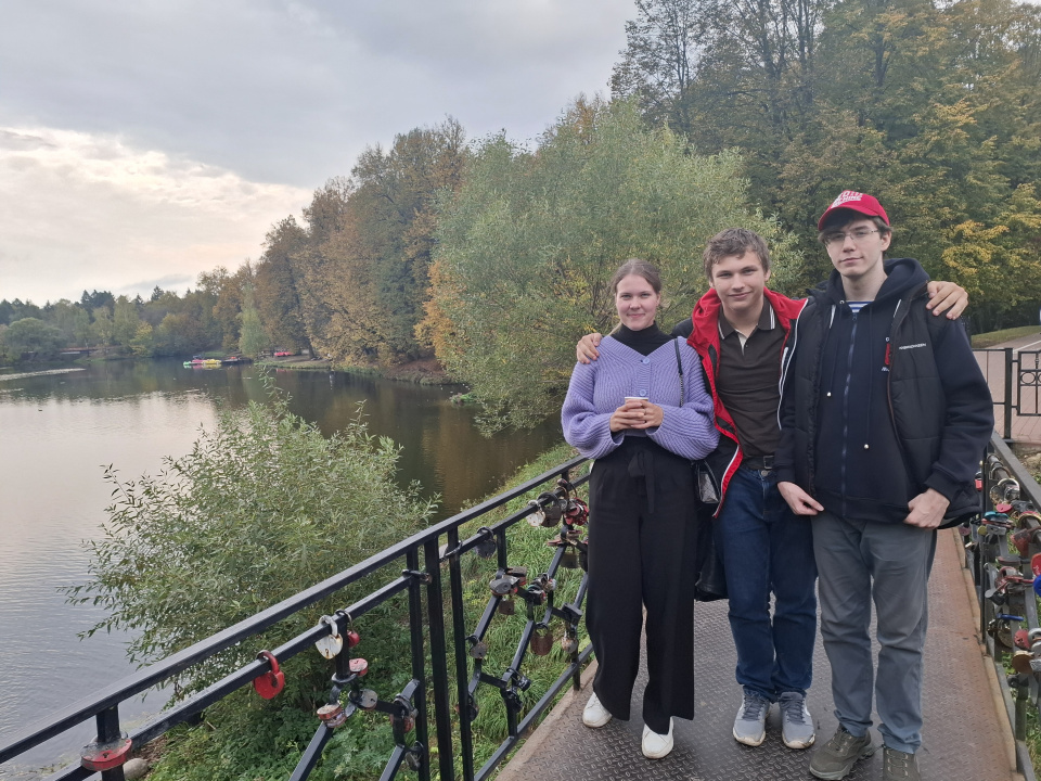 Активисты одной из групп в парке "Скитские пруды"