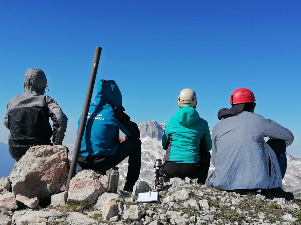 на пер. Седло Оштена