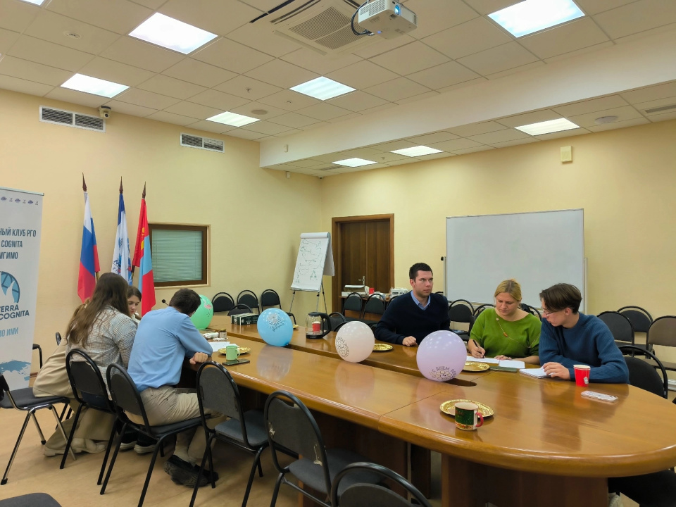 Команды Зикана и Хакуна Матата