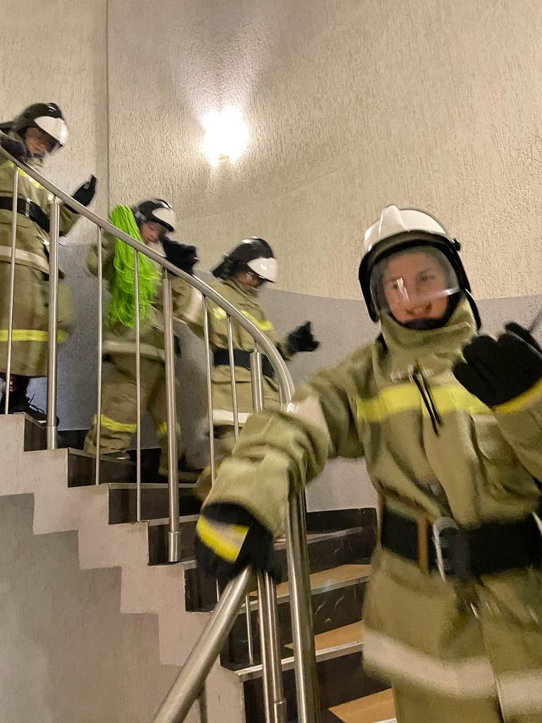 Юные спасатели спешат на помощь