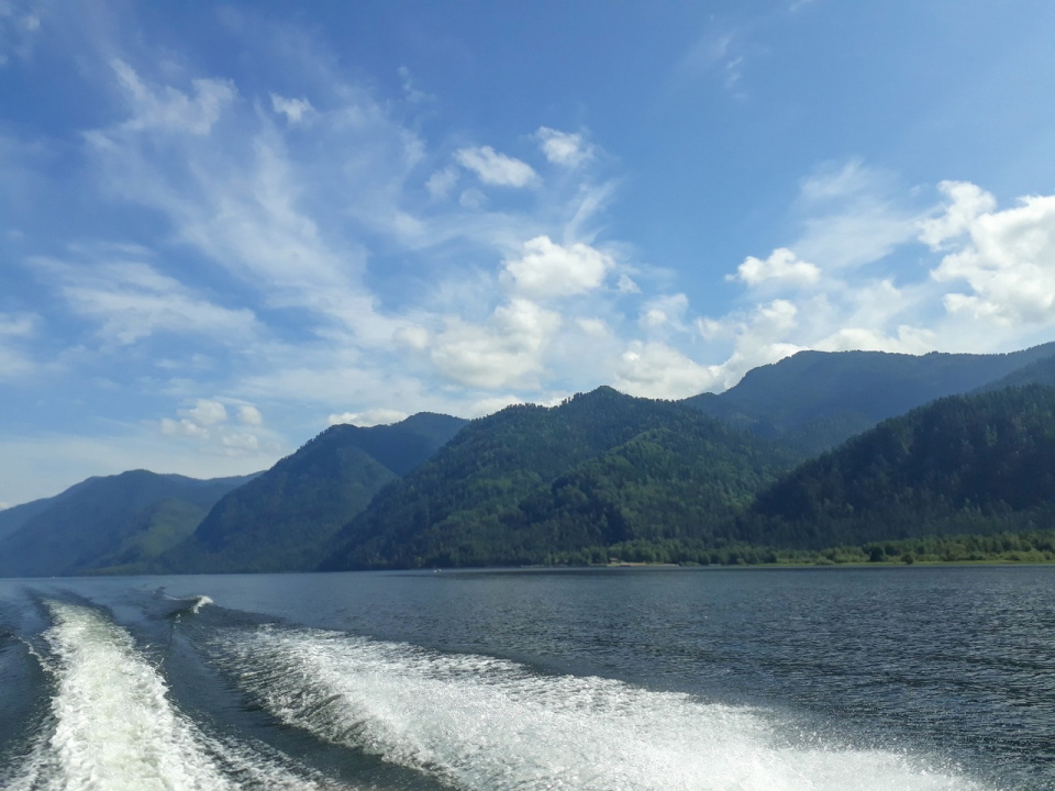 Телецкое озеро