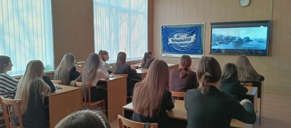 Кинопоказ, посвященный Дню Героев Отечества Кинопоказ, посвященный Дню Героев Отечества