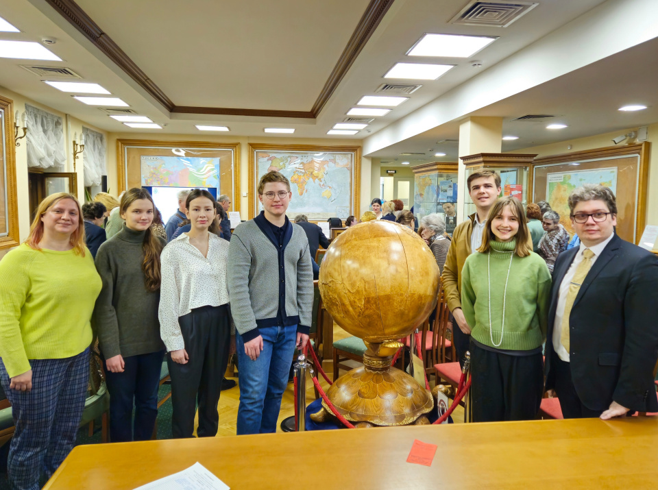 На заседании круглого стола в Доме Пашкова