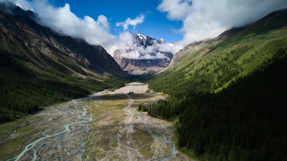 Долина реки Актру